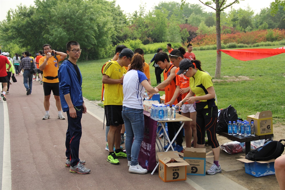 水站忙碌服务-517